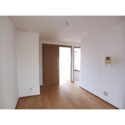 ア・ラ・モードＯＧＵＲＡＪＩ 103【管理NO：1-009779301-01030】 ★家具家電は申し込み後に搬入します★の物件写真2