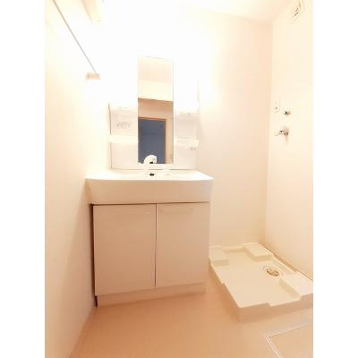プリート　フィオーレⅡ 201【管理NO：1-018106102-02010】 ★家具家電は申し込み後に搬入します 2026年08月下旬入居可能の物件写真6