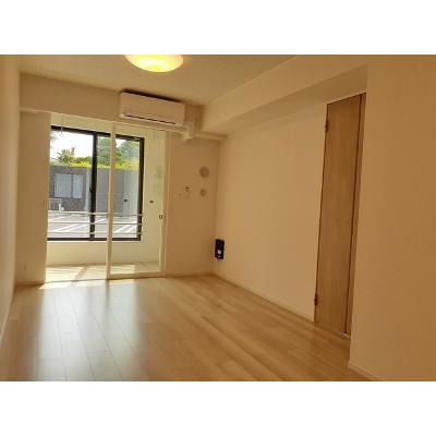 サザンクロス 105【管理NO：1-027465601-01040】 ★家具家電は申し込み後に搬入します 2026年09月中旬入居可能の物件写真2