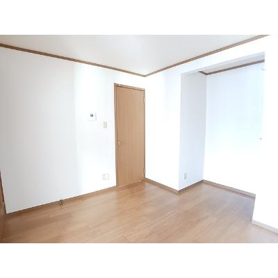 アンソレイエＢ 103【管理NO：1-011578102-01030】 ★家具家電は申し込み後に搬入します★の物件写真2