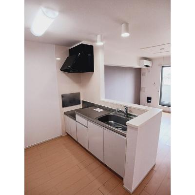 サンセレーノ・光 202【管理NO：1-019871501-02020】 ★家具家電は申し込み後に搬入しますの物件写真3