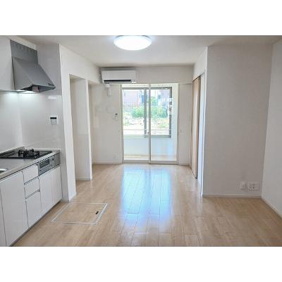 アストレア 103【管理NO：1-025445301-01030】 ★家具家電は申し込み後に搬入します 2026年07月中旬入居可能の物件写真2