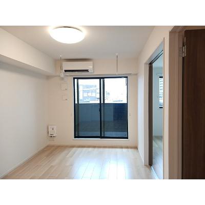 クイーンハウスⅡ　Ｂ棟 203【管理NO：1-024975001-02030】 ★家具家電は申し込み後に搬入します★の物件写真2