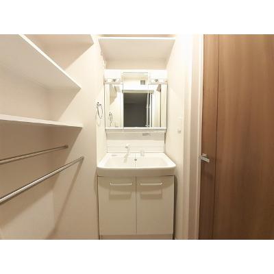 ニューバンブスⅤ 101【管理NO：1-027135301-01010】 ★家具家電は申し込み後に搬入します★の物件写真6