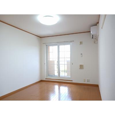 ウエスト・モンターニュＡ 204【管理NO：1-014010301-02040】 ★家具家電は申し込み後に搬入します 2026年08月下旬入居可能の物件写真2