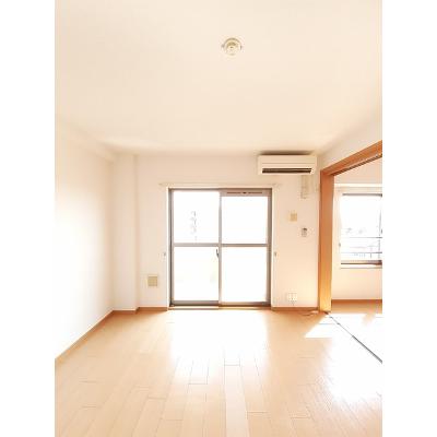 ＥＣＲＵ（エクリュ） 302【管理NO：1-014616001-03020】 ★家具家電は申し込み後に搬入します 2026年08月下旬入居可能の物件写真2