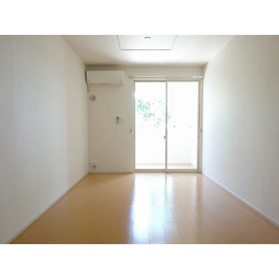 プリマヴェーラ 102【管理NO：1-018216101-01020】 ★家具家電は申し込み後に搬入します 2026年08月下旬入居可能の物件写真2