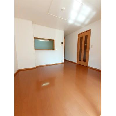 トゥ・ル・モンド 103【管理NO：1-013923601-01030】 ★家具家電は申し込み後に搬入します 2026年08月下旬入居可能の物件写真2