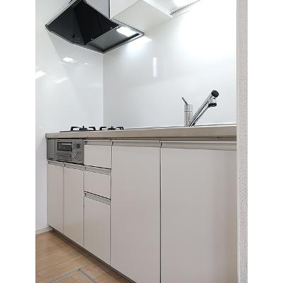 カーサ　デ　アモーレⅡ 101【管理NO：1-024666501-01010】 ★家具家電は申し込み後に搬入します★の物件写真3