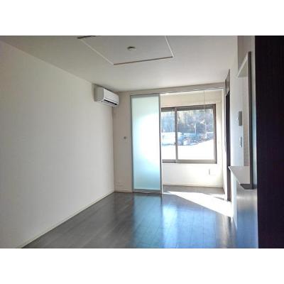 ラミーナⅡ 102【管理NO：1-020952801-01020】 ★家具家電は申し込み後に搬入します 2026年08月中旬入居可能の物件写真2