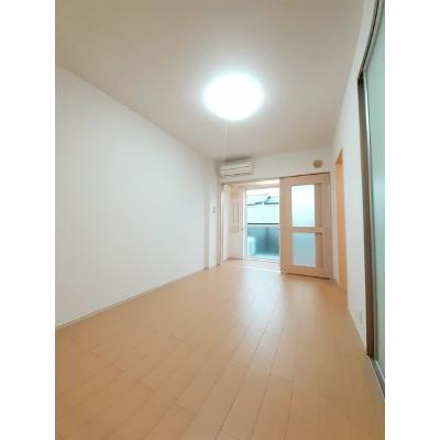 エスペランサ 105【管理NO：1-017151401-01040】 ★家具家電は申し込み後に搬入します★ ★2026年08月下旬入居可能★の物件写真2
