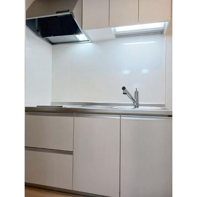 ソラリス 105【管理NO：1-027483001-01040】 ★家具家電は申し込み後に搬入します★ ★2026年10月中旬入居可能★の物件写真3