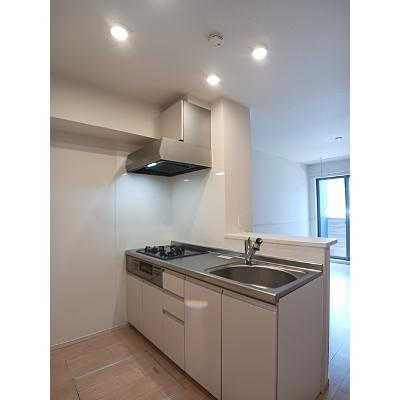 フォレストヒルⅢ 102【管理NO：1-024745601-01020】 ★家具家電は申し込み後に搬入しますの物件写真3