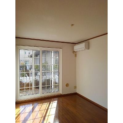 アメニティエル 102【管理NO：1-010366101-01020】 ★家具家電は申し込み後に搬入します 2026年08月下旬入居可能の物件写真2