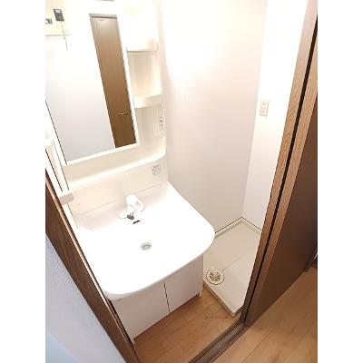 フィオーレ 202【管理NO：1-012033001-02020】 ★家具家電は申し込み後に搬入します★の物件写真6