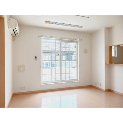 トム　パーク 201【管理NO：1-016441901-02010】 ★家具家電は申し込み後に搬入します 2026年08月中旬入居可能の物件写真2