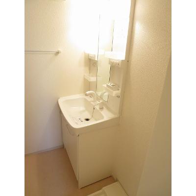 フローラＳＳＪ 201【管理NO：1-019380701-02010】 ★家具家電は申し込み後に搬入します 2026年08月下旬入居可能の物件写真6