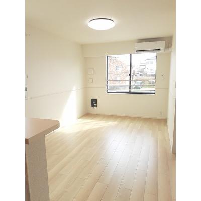 サンク　ハラ 201【管理NO：1-026615901-02010】 ★家具家電は申し込み後に搬入します 2026年08月下旬入居可能の物件写真2