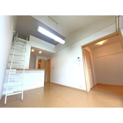 サニーガーデン 206【管理NO：1-016382401-02050】 ★家具家電は申し込み後に搬入します★の物件写真2