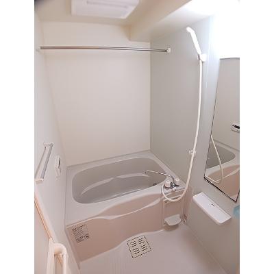 グラン　ベイベリー 203【管理NO：1-014584701-02030】 ★家具家電は申し込み後に搬入します★の物件写真4