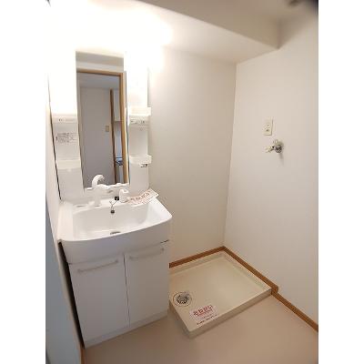 グラン　ベイベリー 203【管理NO：1-014584701-02030】 ★家具家電は申し込み後に搬入します★の物件写真6