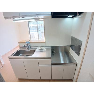 モル・アマーズ 203【管理NO：1-016813101-02030】 ★家具家電は申し込み後に搬入します★の物件写真3