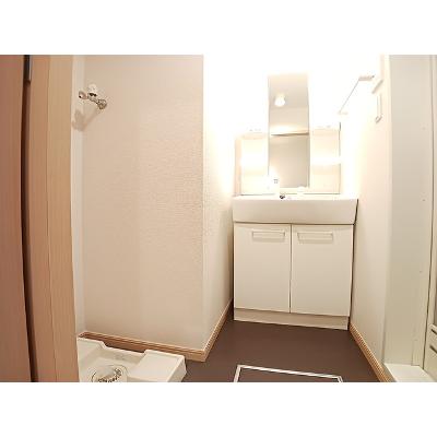 モル・アマーズ 203【管理NO：1-016813101-02030】 ★家具家電は申し込み後に搬入します★の物件写真6