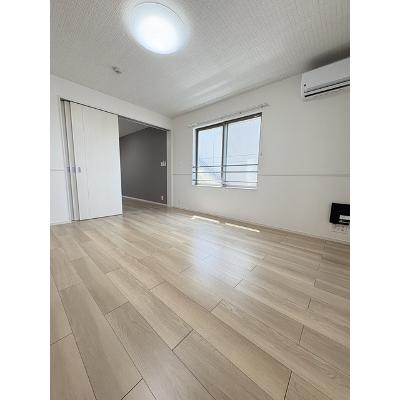 アビタ諸福 202【管理NO：1-028230901-02020】 ★家具家電は申し込み後に搬入します★の物件写真2