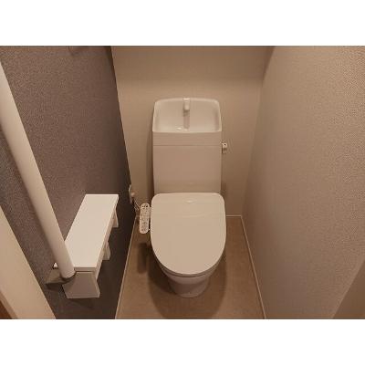エアリーⅤ 103【管理NO：1-027981601-01030】 ★家具家電は申し込み後に搬入します★の物件写真5