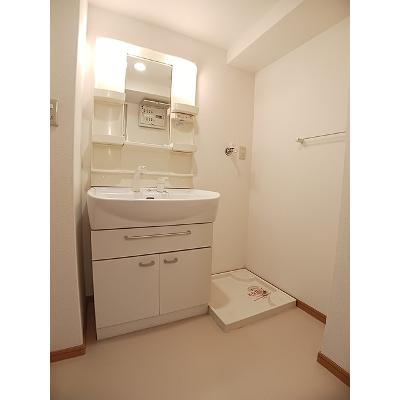 トゥリパーノ 106【管理NO：1-013131101-01050】 ★家具家電は申し込み後に搬入します★の物件写真6
