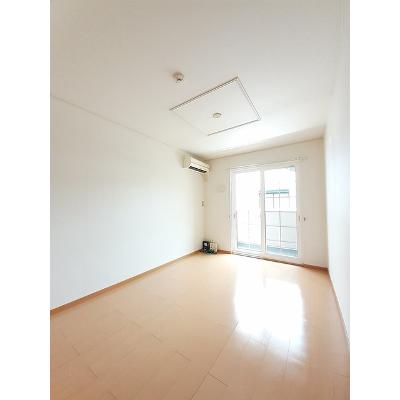 ルーチェ 103【管理NO：1-015345001-01030】 ★家具家電は申し込み後に搬入します 2026年08月下旬入居可能の物件写真2