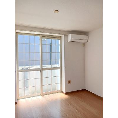 ミレニアムＳ　Ⅱ 101【管理NO：1-009754901-01010】 ★家具家電は申し込み後に搬入します★の物件写真2