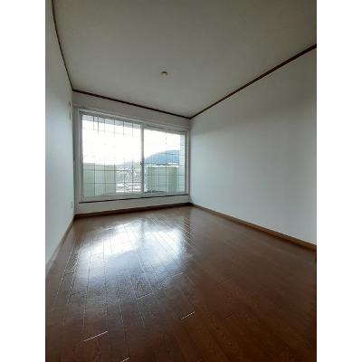 グリーングラス 203【管理NO：1-010397501-02030】 ★家具家電は申し込み後に搬入します★ ★2026年08月中旬入居可能★の物件写真2