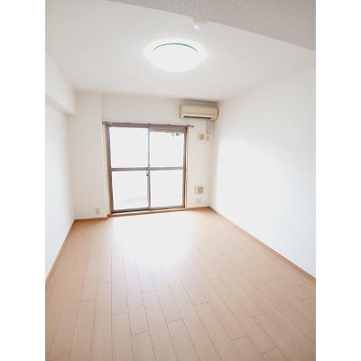 フィオーレ鏡川 301【管理NO：1-012683201-03010】 ★家具家電は申し込み後に搬入しますの物件写真2