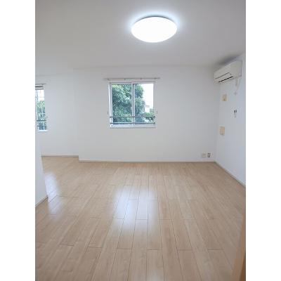 ミューカルム 202【管理NO：1-099493601-02020】 ★家具家電は申し込み後に搬入します★の物件写真2