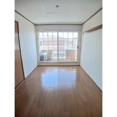 アウローラＢ 205【管理NO：1-007916302-02040】 ★家具家電は申し込み後に搬入します★ ★2026年12月上旬入居可能★の物件写真2
