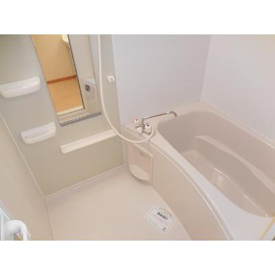 いちごハウスα 104【管理NO：1-012874101-01040】 ★家具家電は申し込み後に搬入します★の物件写真4