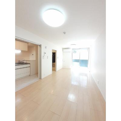グランツ　ロイヤル　ＯＮＯ 104【管理NO：1-022016301-01040】 ★家具家電は申し込み後に搬入します★の物件写真2