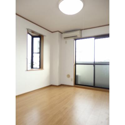 アヴニールＳ 201【管理NO：1-011055101-02010】 ★家具家電は申し込み後に搬入します 2026年08月中旬入居可能の物件写真2