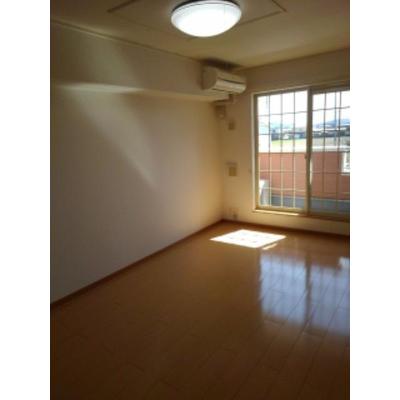 ラ・ファミーユＡ 202【管理NO：1-014411901-02020】 ★家具家電は申し込み後に搬入します 2026年08月上旬入居可能の物件写真2