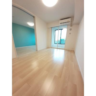 リバーサイド　百笑　Ⅲ 104【管理NO：1-027555801-01040】 ★家具家電は申し込み後に搬入します 2026年08月下旬入居可能の物件写真2
