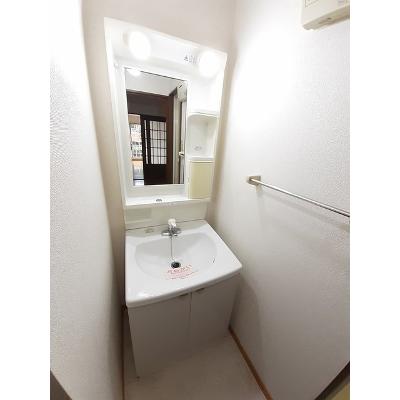サンライト三屋　Ｂ棟 102【管理NO：1-009386502-01020】 ★家具家電は申し込み後に搬入します 2026年08月中旬入居可能の物件写真6