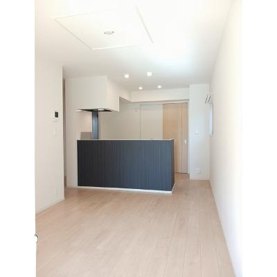 アステルコート 102【管理NO：1-022036701-01020】 ★家具家電は申し込み後に搬入します 2026年08月中旬入居可能の物件写真2