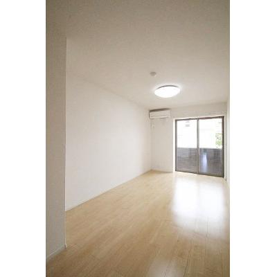 サンリットⅢ 106【管理NO：1-022603501-01050】 ★家具家電は申し込み後に搬入します 2026年08月下旬入居可能の物件写真2