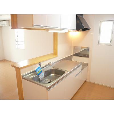 オーブ・ココ　Ⅲ 201【管理NO：1-018662401-02010】 ★家具家電は申し込み後に搬入しますの物件写真3