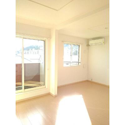 カーサ　フォレスタ 204【管理NO：1-016913701-02040】 ★家具家電は申し込み後に搬入します★の物件写真2