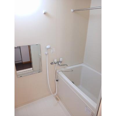 サンスプリング 102【管理NO：1-011824001-01020】 ★家具家電は申し込み後に搬入します 2026年08月上旬入居可能の物件写真4