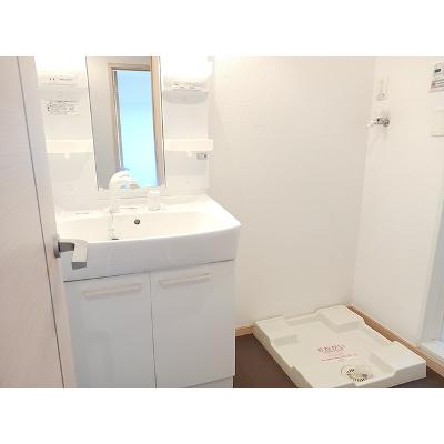 グランシャリオ 204【管理NO：1-016785501-02040】 ★家具家電は申し込み後に搬入します★の物件写真6