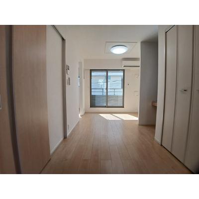 サンライズ・パークス 201【管理NO：1-023290001-02010】 ★家具家電は申し込み後に搬入します★の物件写真2