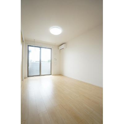マッシュルーム 105【管理NO：1-022381401-01040】 ★家具家電は申し込み後に搬入します 2026年08月上旬入居可能の物件写真2